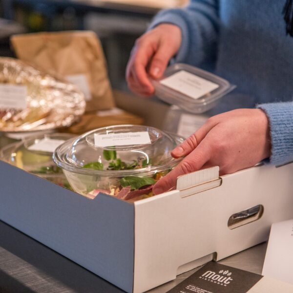 Traag gegaard hert / wortel / schorseneer / knolselder puree